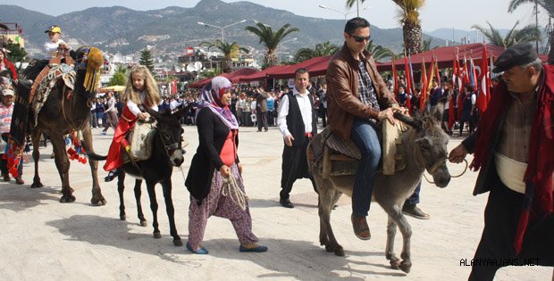 ALANYA'DA NEVRUZ COŞKUSU