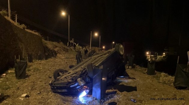 Alanya'da otomobil bahçeye uçtu: 1 yaralı