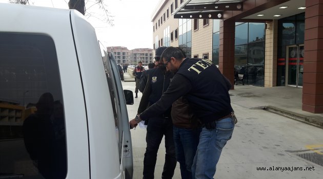 Alanya'da PKK'ya Şafak Operasyonu