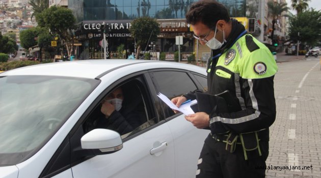 Alanya'da polis tarafından 1 haftada kaç kişiye ceza kesildi?