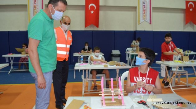 Alanya'da teknoloji yıldızı adayları hünerlerini sergiledi