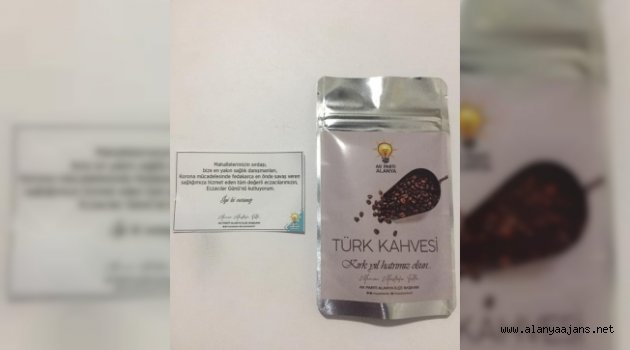 Alanya'da Toklu'dan eczacılara kahve jesti