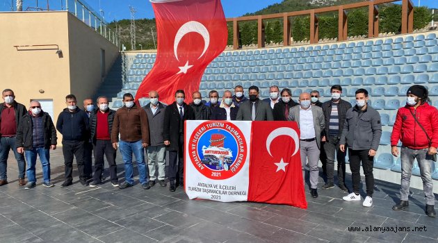 Alanya'da turizm taşımacıları toplandı