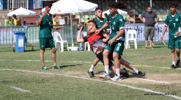 Alanya'da turnuva sona erdi