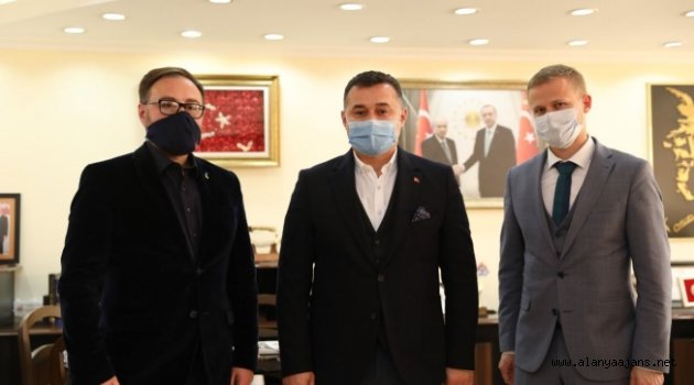 Alanya'da Yücel konsolosu ağırladı