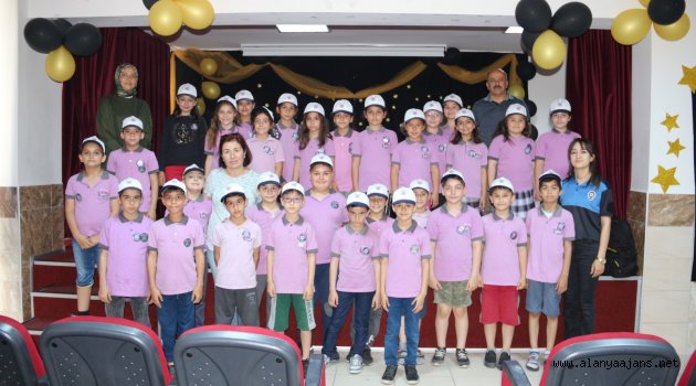 Alanya'da'Ailemin trafik polisiyim' projesi sürüyor
