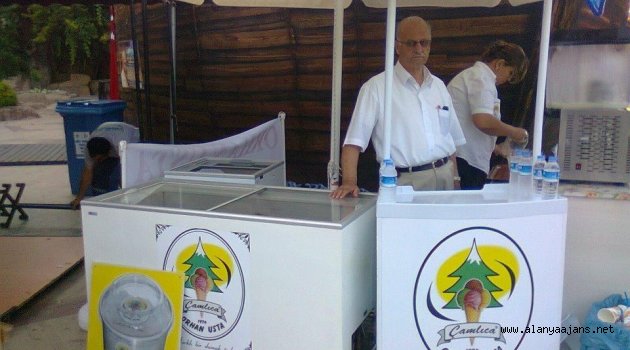 Alanya'nın efsane dondurmacısı vefat etti