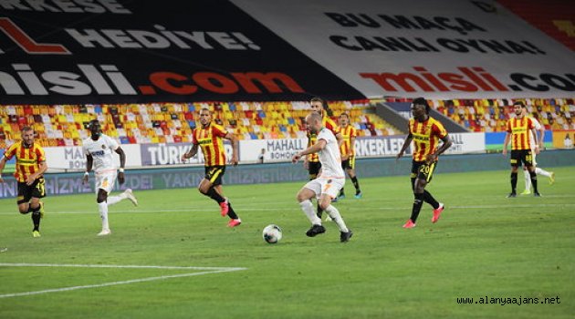 Alanyaspor 3 puanı son dakikada kaçırdı!