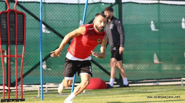 Alanyaspor, antrenmana son sürat devam ediyor