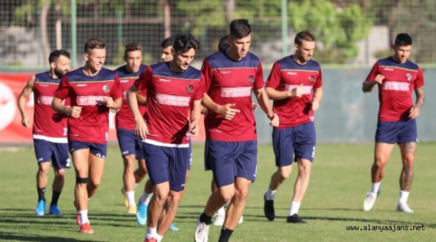 Alanyaspor BB Erzurumspor maçı hazırlıklarını tamamladı