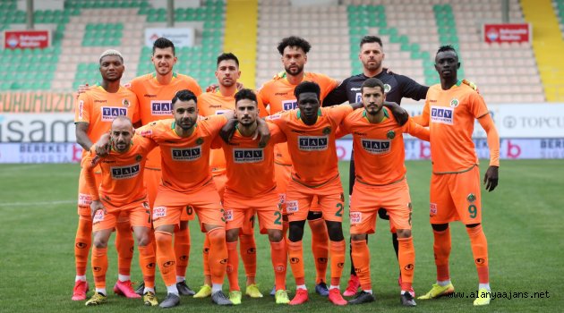 Alanyaspor’da 10 ayrılık