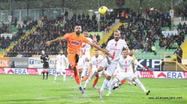 Alanyaspor’da hedef Antalyaspor