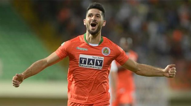 Alanyaspor Emre için 2 futbolcu ve 9 milyon TL istedi!