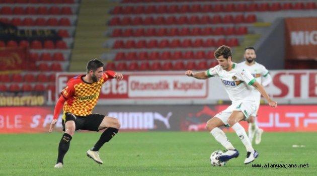 Alanyaspor erteleme maçında mağlup oldu