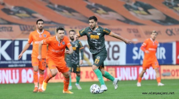 Alanyaspor evinde farklı kazandı: 3-0