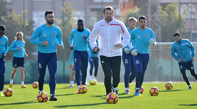 Alanyaspor Taktik Çalıştı