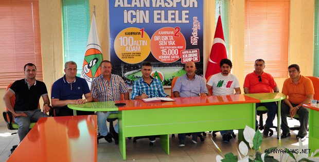ALANYASPOR'DA ÇİFTE İMZA