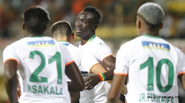 Alanyaspor'un 3'lüsü lige damga vurdu