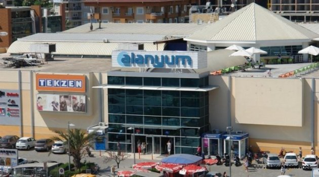 Alanyum AVM’den örnek aşı kararı
