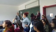 Antalya Üniversiteli Kız Öğrenciler 'Tacizci' Öğrencinin Sınıfını Bastı