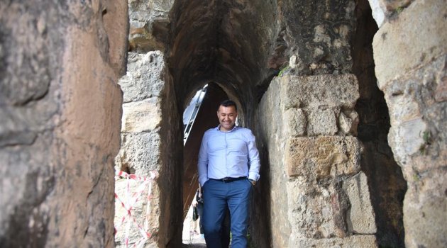 Av Köşkü Restore Ediliyor