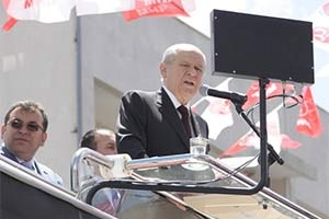 Bahçeli'den Davutoğlu'na: Serok Ahmet!