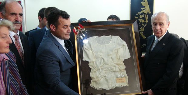 BAHÇELİ'DEN İKTİDARA İL ÇAĞRI