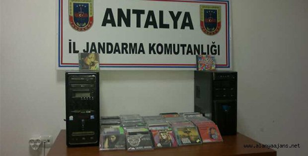 BANDROLSÜZ DVD VE CD ELE GEÇİRİLDi