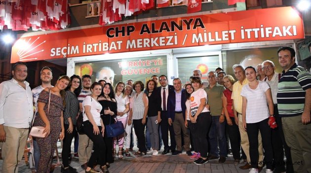 Başkan Böcek, Alanyalılarla İftarda Buluştu