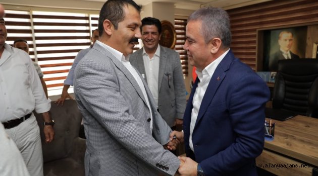 Başkan Böcek’ten iki parti hassasiyeti