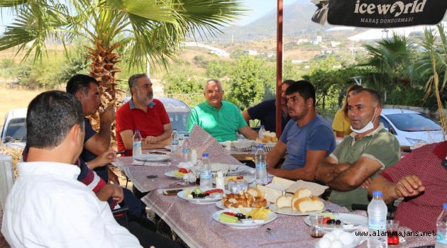 Başkan Şahin Demirtaş’ta esnaflarla buluştu