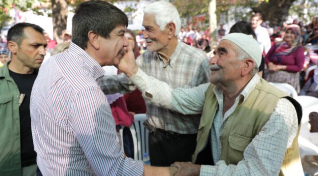 Başkan Türel Ernez Bal Festivali'ne Katıldı