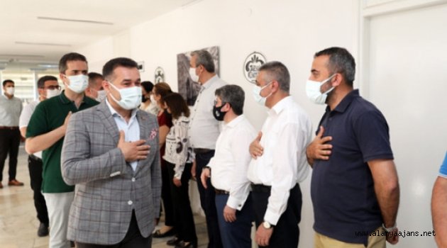 Başkan Yücel’den personele bayram müjdesi