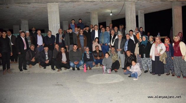Başkan Yücel Derelileri Dinledi