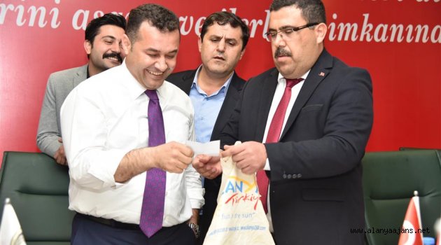 Yücel: “Hepimizin Amacı Alanya’ya Hizmettir”
