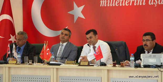 Başkan Yücel: Mendirek çökebilir