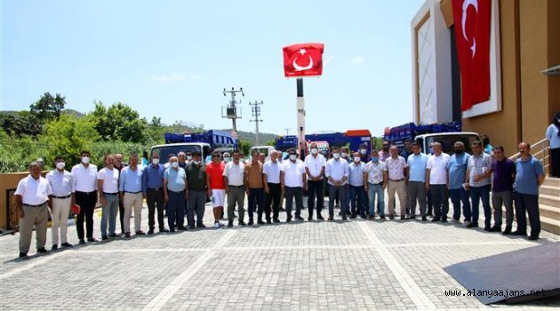 Başkan Yücel muhtarlarla buluştu