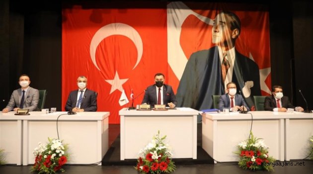 Başkan Yücel'den ilk mecliste müjde!
