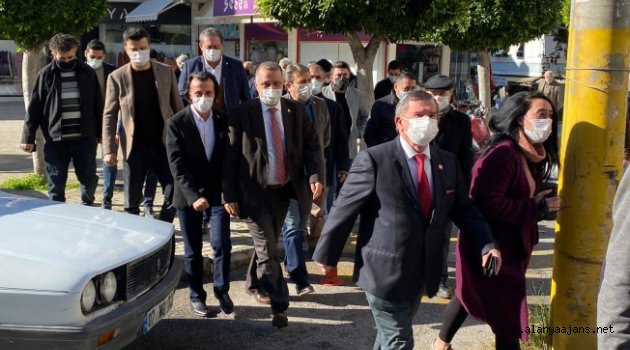 "Bu aileden bir gider, bin gelir"