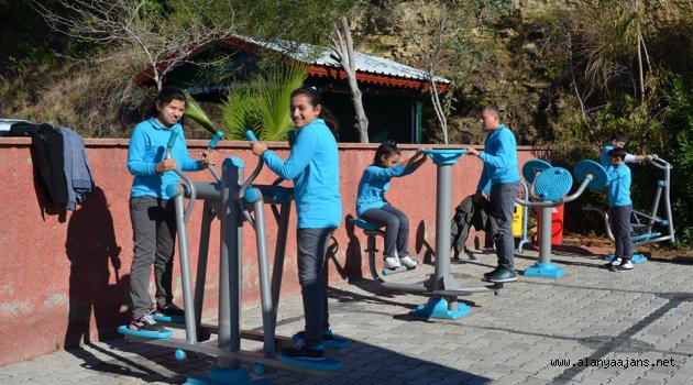 Büyükşehir’den sağlıklı yaşam için spor aletleri