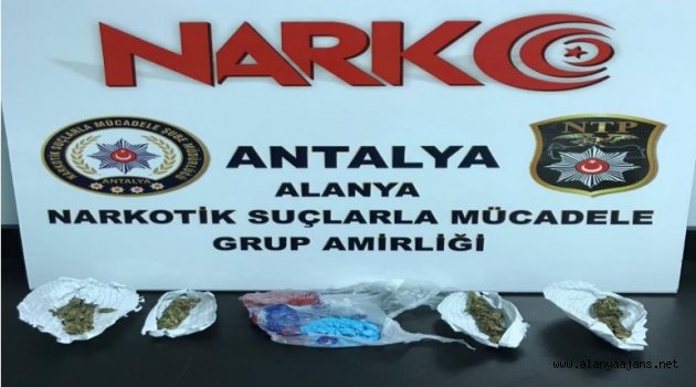 Buzdolabının içinde 1 kilo 749 gram esrar çıktı