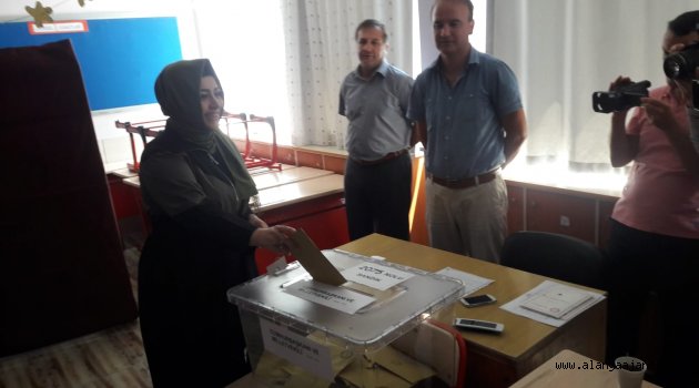 Çelik Oyunu Cikcilli'de Kullandı