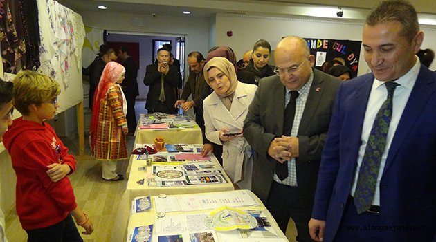 "Çemberinde Gül Oya" Alanya'da