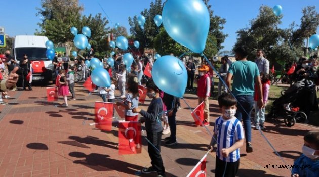 CHP Ahmet bebek için mavi balon uçurdu