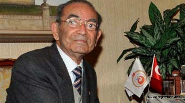 CHP'li Özçelik hayatını kaybetti