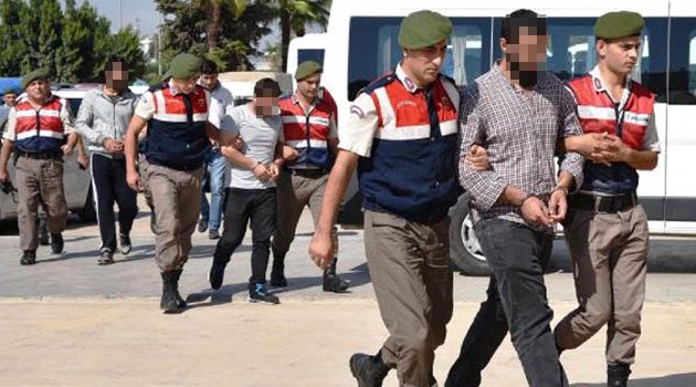 Cinayet Romanı Yazarı Cinayetten Yargılanacak