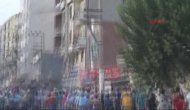 Cizre - Sokağa Çıkma Yasağının Sürdüğü Cizre'de Protesto Yürüyüşü