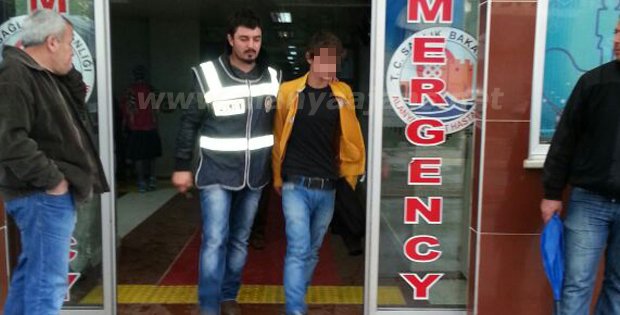 ÇOCUK PARKINDA BIÇAKLI KAVGA; 1 YARALI!