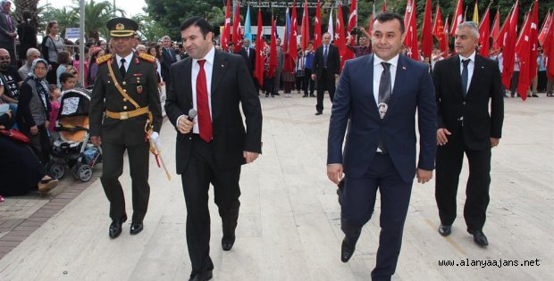 CUMHURİYET COŞKUYLA KUTLANDI