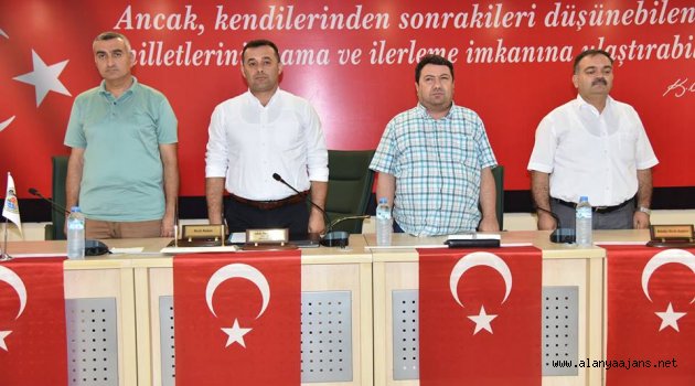 Demokrasiden yanayız
